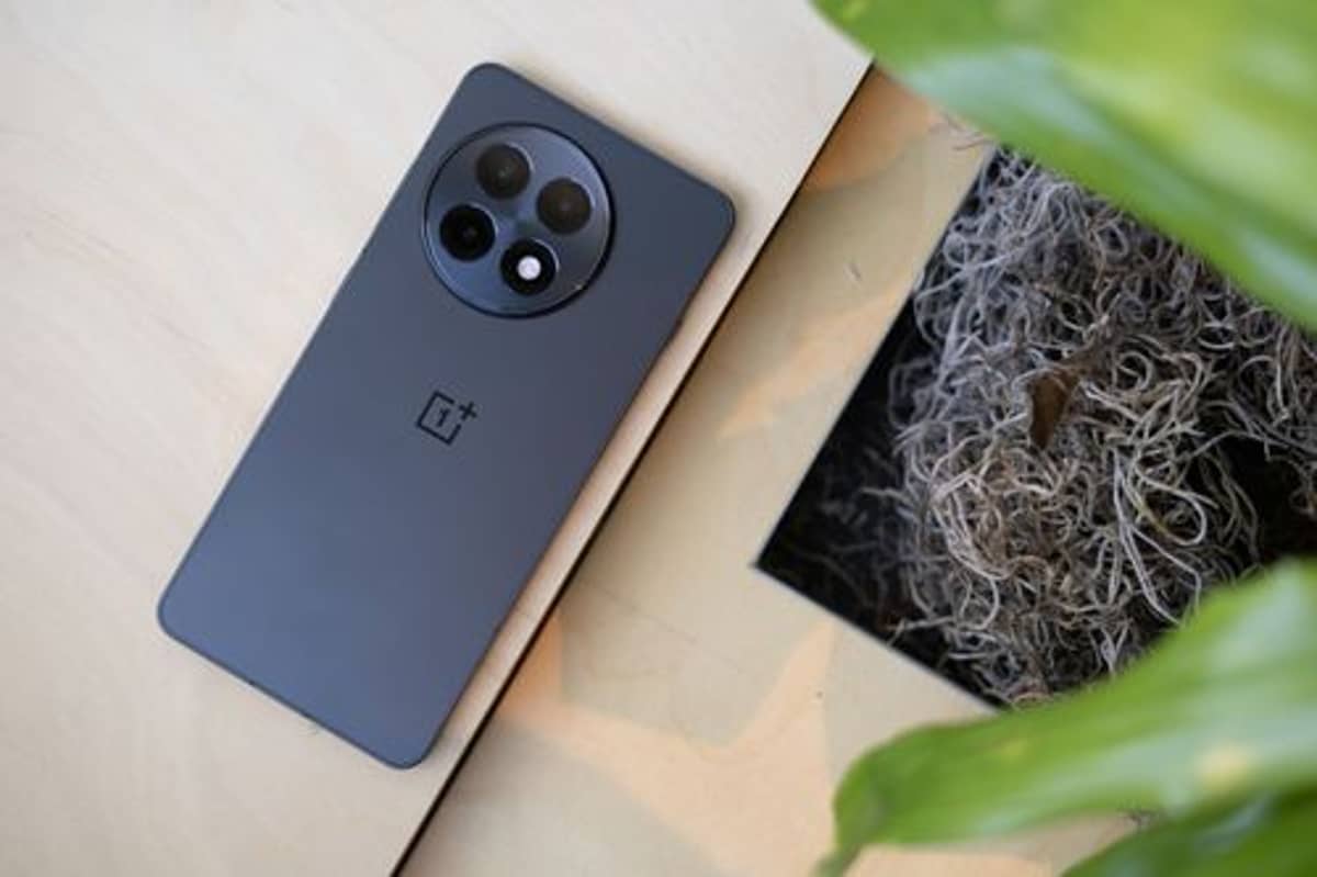 OnePlus SMS vulnerability exposes millions to data breach