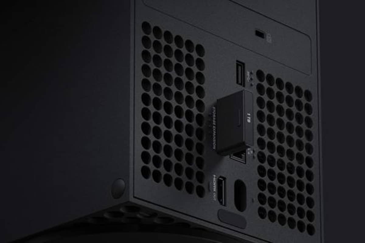 Xbox Storage Crisis Gets Cyber Monday Relief: Seagate Cards Hit Record Lows