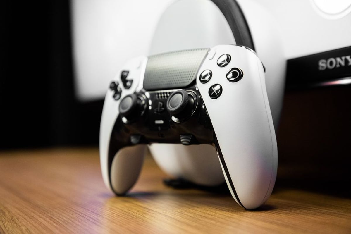 Sony's DualSense Edge Controller Hits $169 for Black Friday