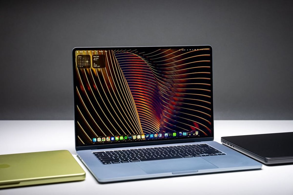 Apple's MacBook Air M5 Gets Minor Upgrade, $100 Price Bump