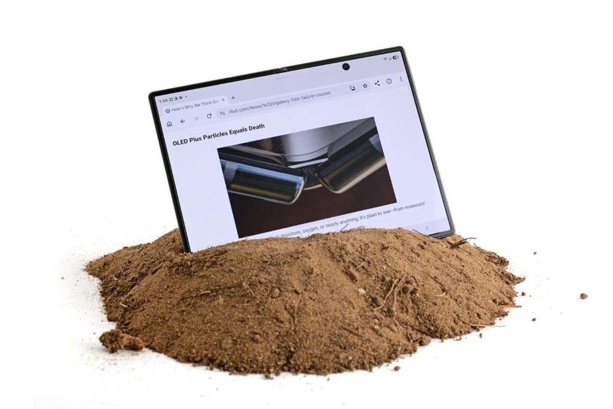 Samsung's Z Fold 8 Hinge Fails iFixit's Dust Test at $1,900