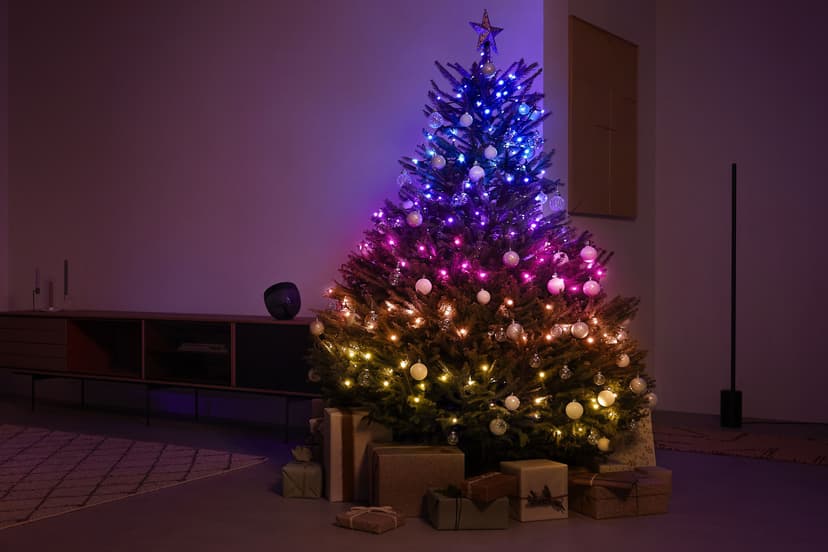 Philips Hue's Festavia Smart Holiday Lights Drop to Record $145