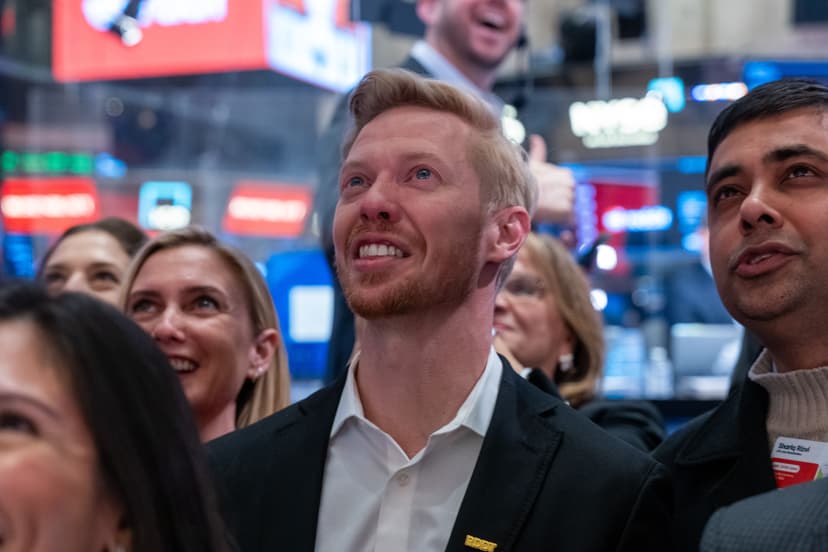 Reddit Kills r/popular, CEO Says Default Feed 'Sucks'