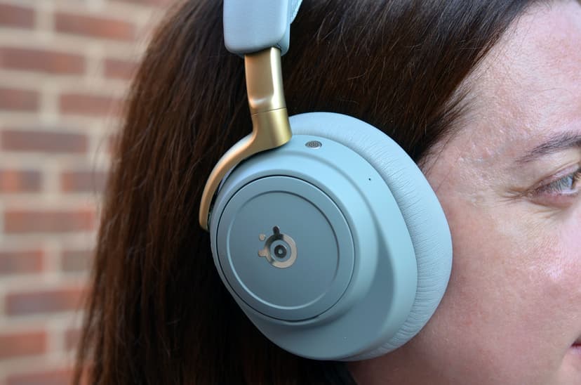 SteelSeries Nova Elite: $599 luxury gaming headset pushes boundaries